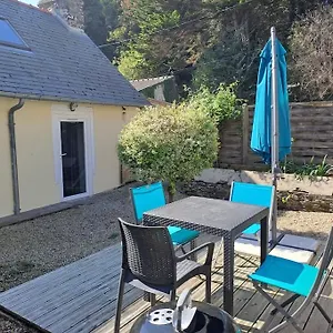 Charmante Petite Maison Proche Du Port, Maison 7 Binic